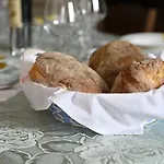 Daire Casa Vacanza Luciano2 *