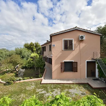Casa Vacanza Luciano2 Apartment